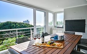 Kings Beach Cottages